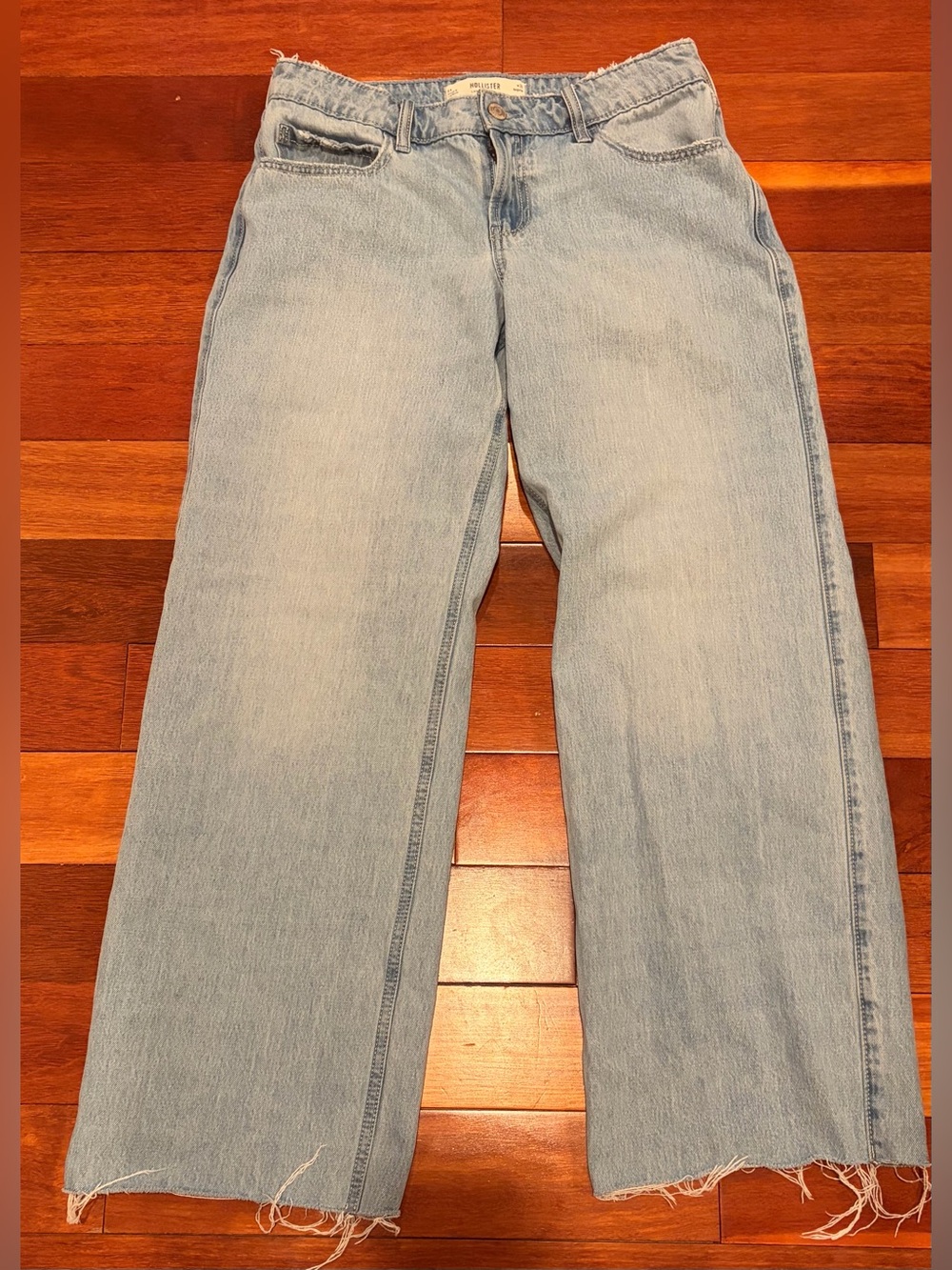Women’s Hollister Low Rise Baggy Jeans - Size 6